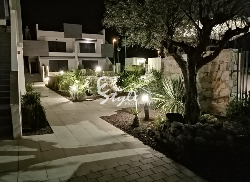 Apartments for sale in a new complex in Los Balcones, Torrevieja, Costa Blanca, Spain. ON1440_B