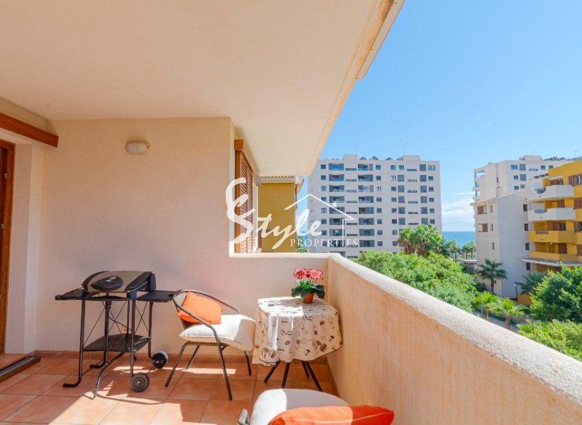 Beachside apartments with sea view for sale   ¨Parque Recoleta¨ in Punta Prima, Costa Blanca, Spain ID3834