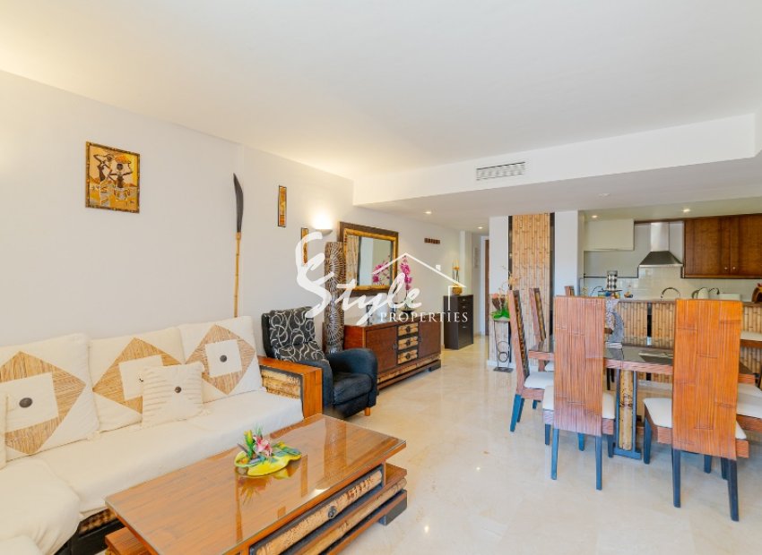 Beachside apartments with sea view for sale   ¨Parque Recoleta¨ in Punta Prima, Costa Blanca, Spain ID3834