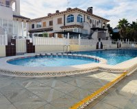 Bungalow for sale in Las Barcas, Punta Prima, Orihuela Costa. ID2539