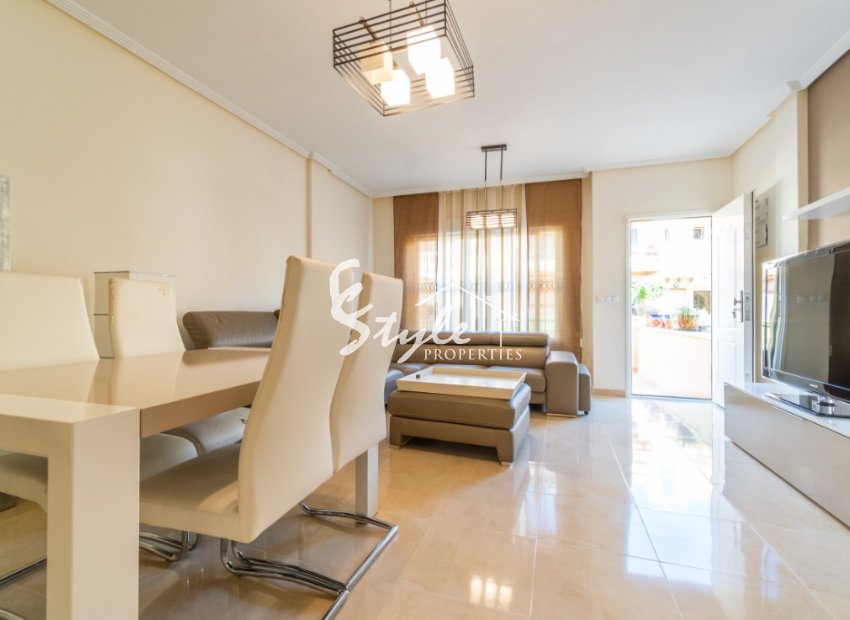 Buy 3D townhouse with pool close to the sea in Playa Flamenca, Orihuela Costa. ID: 4232