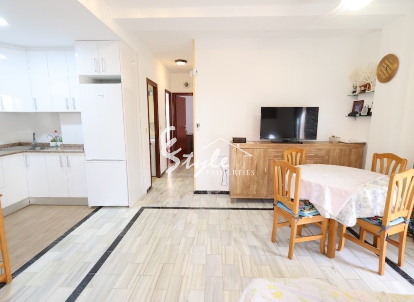 Buy apartment close to the beach in La Mata, Torrevieja. ID ST-6358