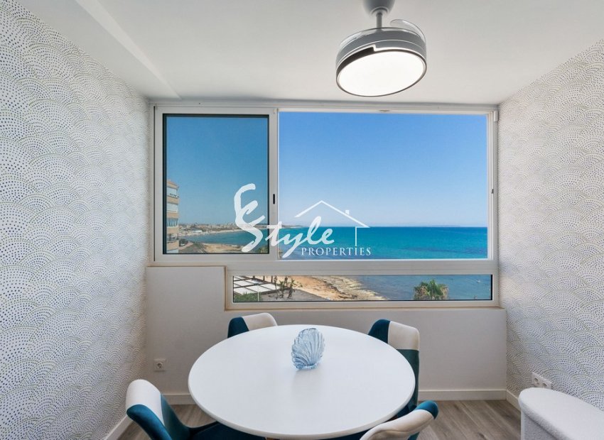 Buy apartment close to the beach in Torrelamata, Torrevieja. ID 6336
