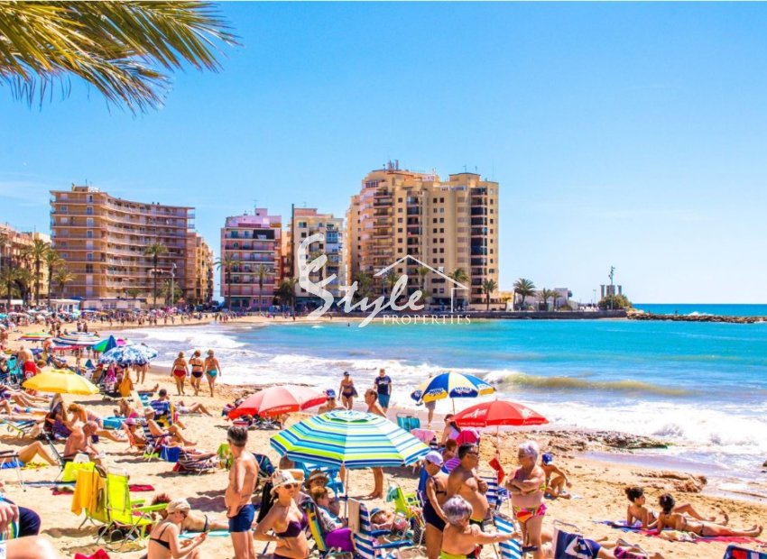 Buy apartment close to the sea in Torrevieja, Costa Blanca. ID: 4300