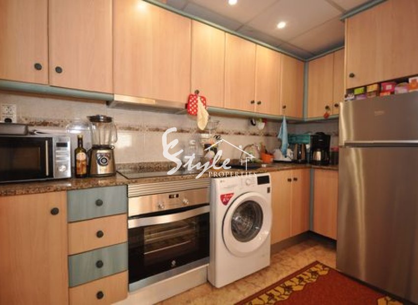 Buy apartment close to the sea in Torrevieja, Costa Blanca. ID: 4712