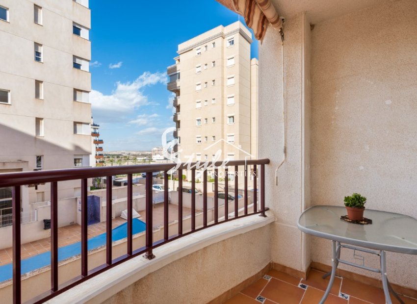 Buy apartment in Costa Blanca beach in Guardamar del Segura, Costa Blanca. ID: ST-6347