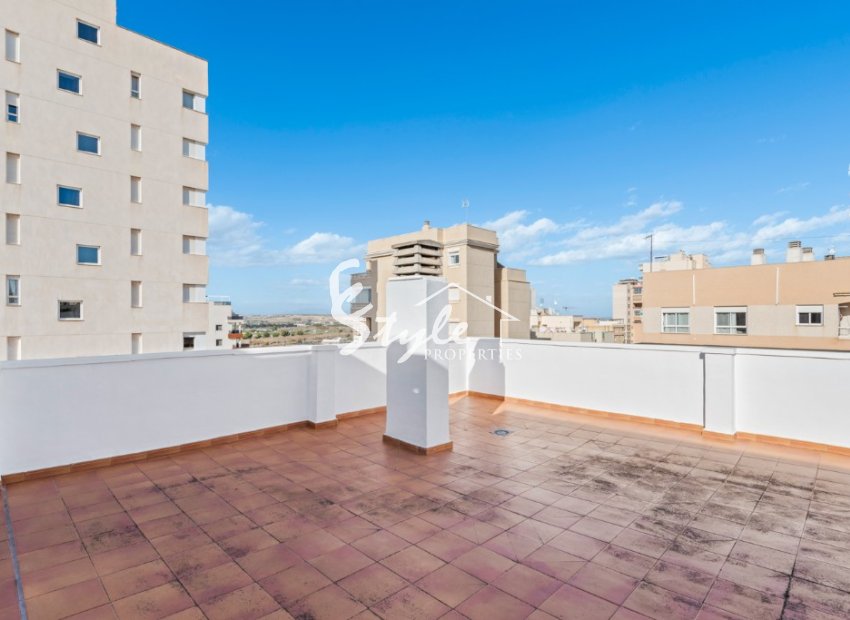 Buy apartment in Costa Blanca beach in Guardamar del Segura, Costa Blanca. ID: ST-6347