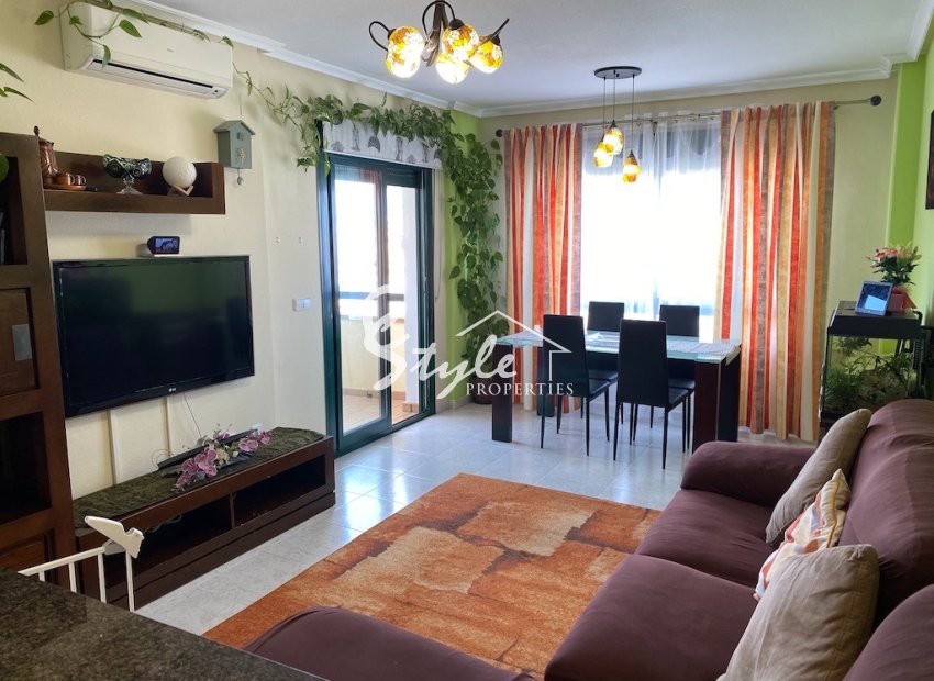 Buy apartment in Costa Blanca close to golf in Campoamor Golf. ID: 4085