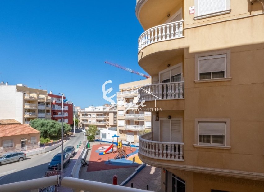 Buy apartment in La Mata, Torrevieja, Costa Blanca. ID2823