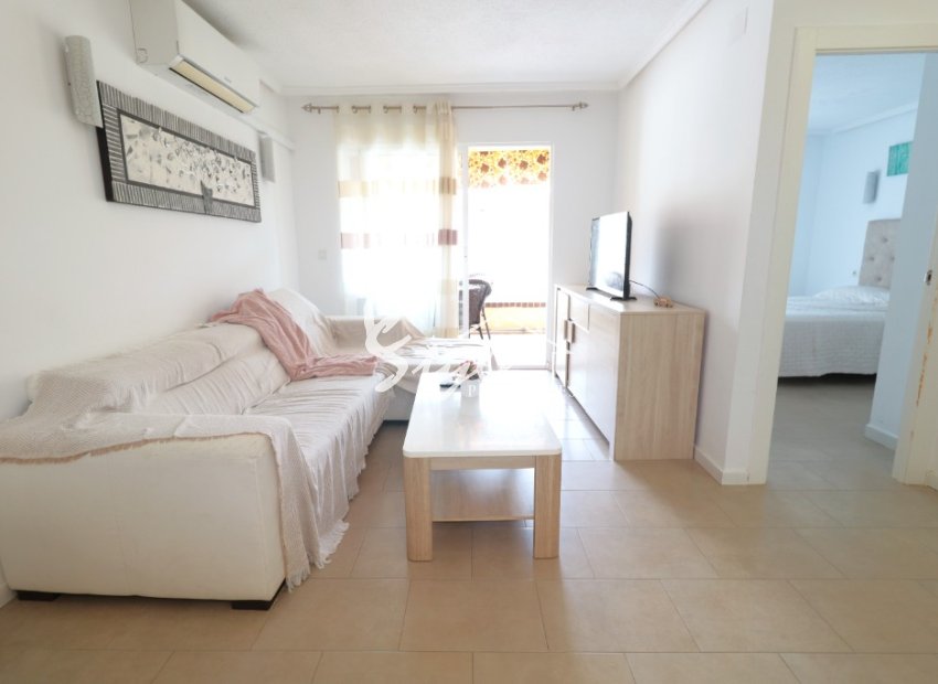 Buy apartment in Torrevieja, Costa Blanca, 150 meters from the beach. ID: 6318