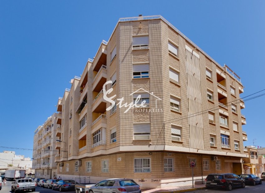 Buy apartment in Torrevieja, Costa Blanca, 500 meters from the beach. ID: 6261