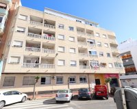 Buy apartment in Torrevieja, Costa Blanca, 800 meters from the beach. ID: 6335