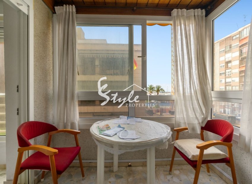 Buy apartment just 100 meters to the beach in Torrevieja, Costa Blanca. ID: 6209