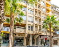 Buy apartment just 100 meters to the beach in Torrevieja, Costa Blanca. ID: 6209