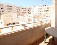 Buy apartment on the beach in Playa Central, Torrevieja, Costa Blanca. ID: ST-6341