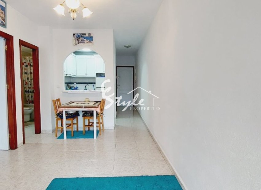 Buy apartment on the beach in Playa Del Cura, Torrevieja, Costa Blanca. ID: ST-6353