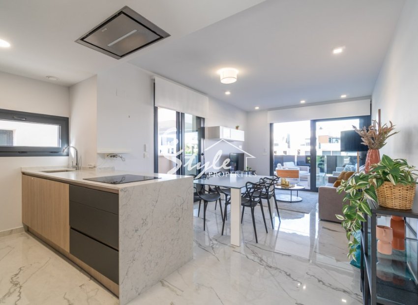 Buy Apartment with pool close to the sea and beach in Amanecer IX, Orihuela Costa. ID: 6325