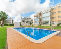 Buy apartment with pool in Costa Blanca close to golf in Villamartin. ID: 6352