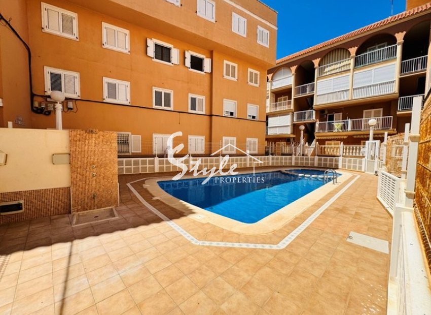 Buy Bungalow close to the beach in La Mata, Torrevieja. ID 6326