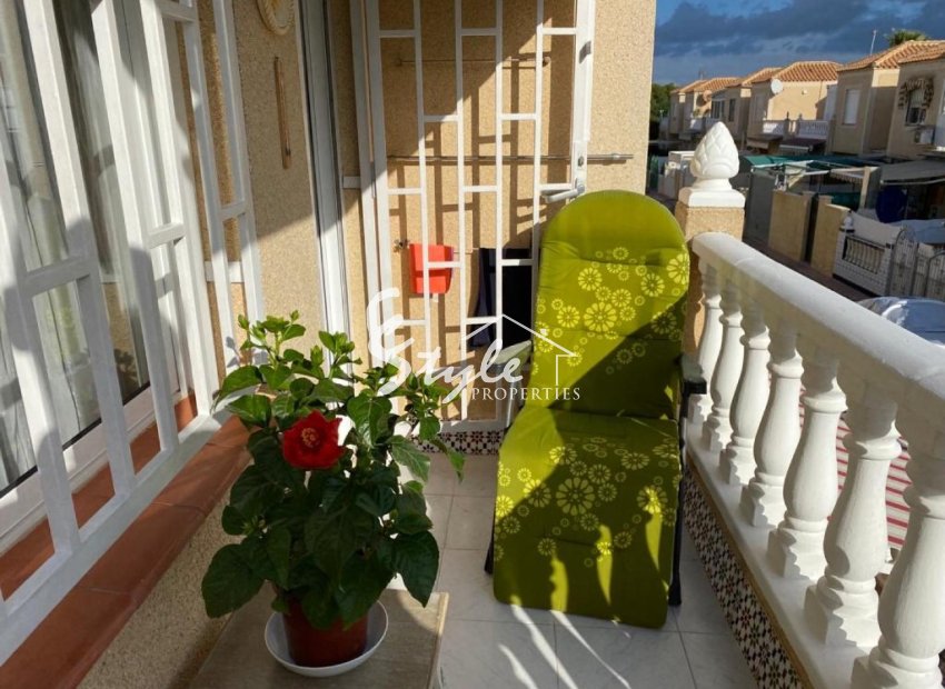 Buy bungalow in Altos de Limonar, Torrevieja. ID 4770