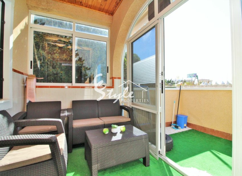 Buy bungalow in Costa Blanca close to sea in Punta Prima. 4013