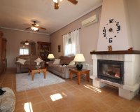 Buy country house with pool and garden in Catral Costa, Blanca . ID 4521