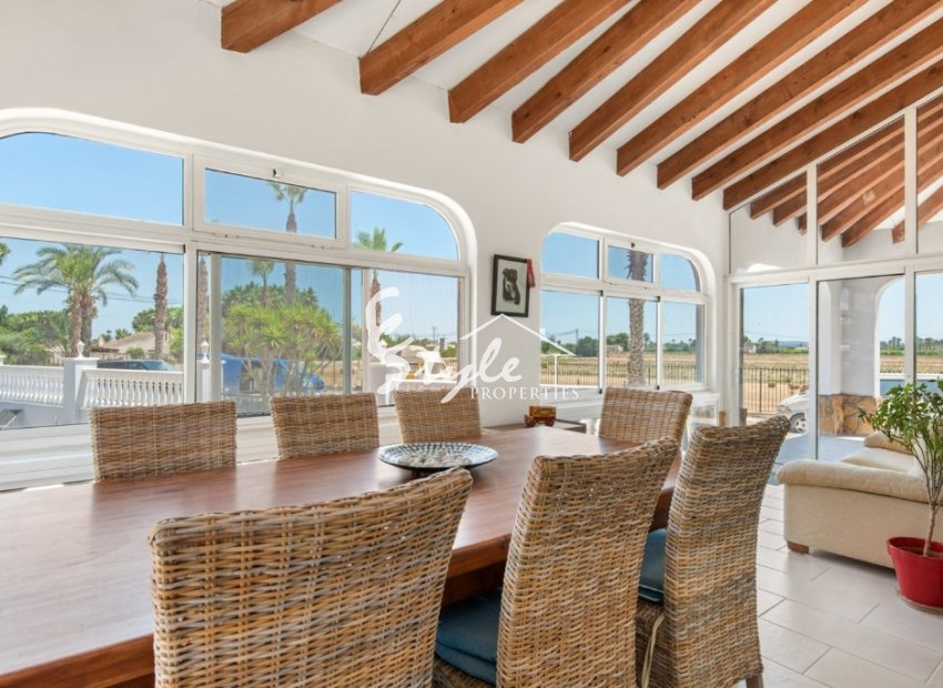 Buy country house with pool and garden in Catral Costa, Blanca . ID 4924