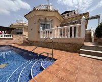 Buy country villa in Almoradi, Costa Blanca. ID: ST-6355