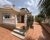Buy country villa in Almoradi, Costa Blanca. ID: ST-6355
