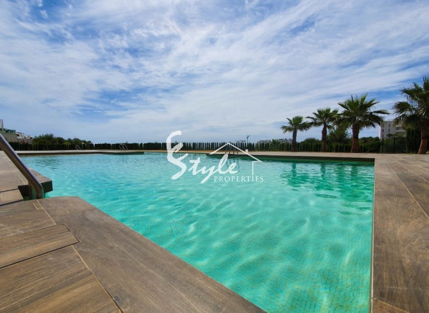Buy luxury stylish penthouse in Las Colinas Golf & Country Club, Villamartín, Orihuela Costa. id 4179