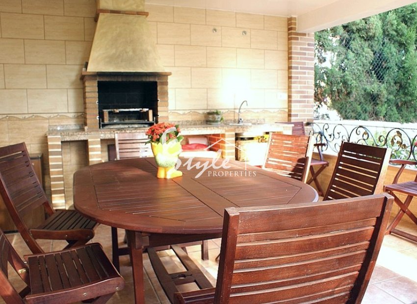 Buy luxury villa in Costa Blanca close to sea in Ciudad Quesada. ID: 4800