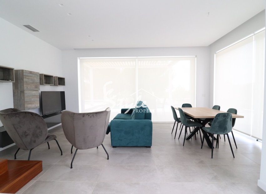 Buy luxury villa with garden and pool, in Las Colinas Golf & Country Club, Villamartín, Orihuela Costa. id 6050