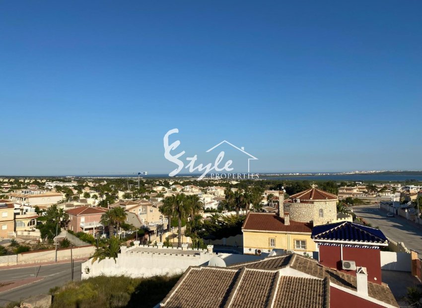 Buy New villa in Ciudad Quesada, Rojales with pool and close to the sea. ID 4512  