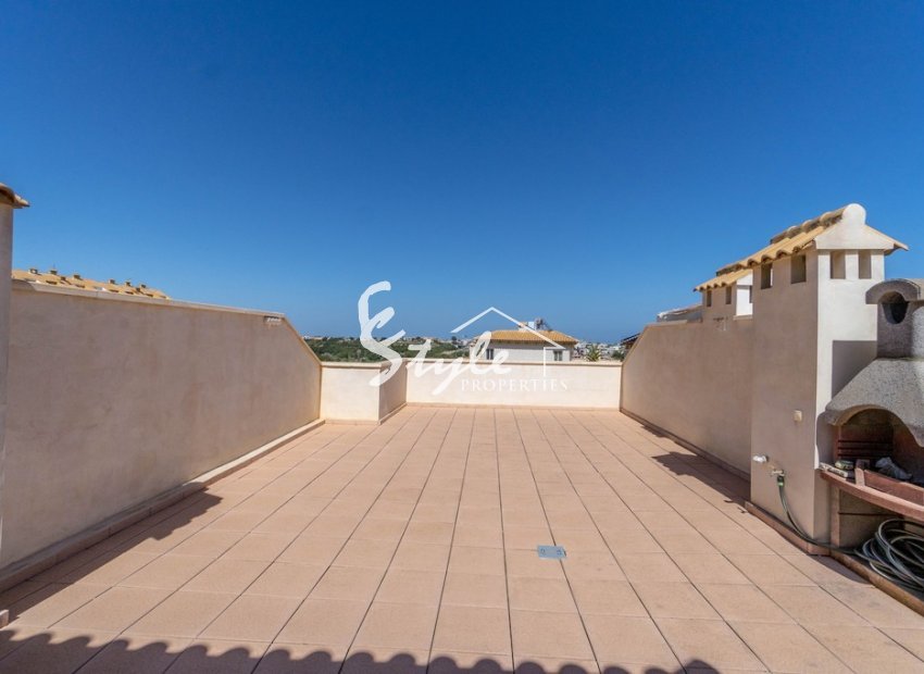 Buy Penthouse with fantastic sea view in Dehesa de Campoamor, Orihuela Costa. ID: 4812