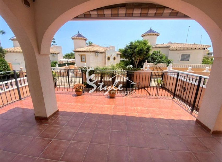 Buy townhouse quad in Cabo Roig close to the beach. id 6071