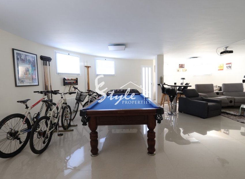 Buy villa in Costa Blanca close to sea in Ciudad Quesada. ID: 6219