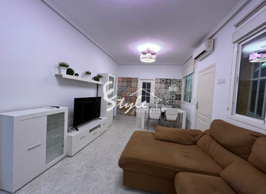 Buy villa in Costa Blanca close to sea in Ciudad Quesada. ID: ST-6338