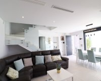 Buy villa with 3 bedrooms in San Miguel de Salinas and close to the beach. ID 6226