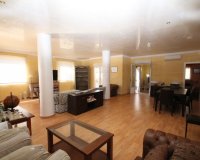 Buy Villa with pool in Costa Blanca close to sea in Cabo Roig, Orihuela Costa. ID: 6167