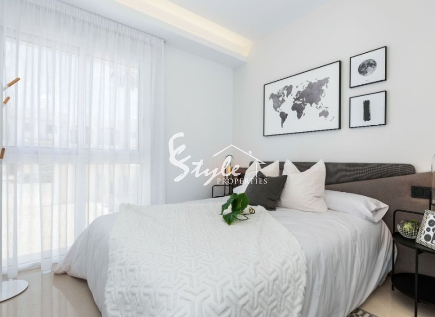 Casa adosada de nueva construcción en Ciudad Quesada, Costa Blanca, España. ON1789