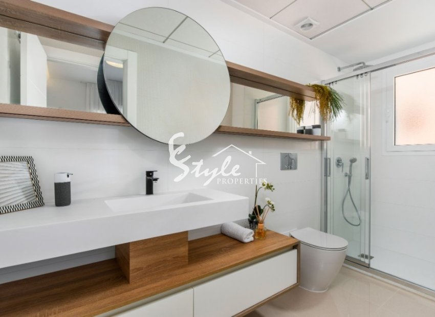 Casa adosada de nueva construcción en Ciudad Quesada, Costa Blanca, España. ON1789