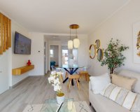 Casa adosada de obra nueva en venta en Pilar de la Horadada, Costa Blanca, España. ON1872