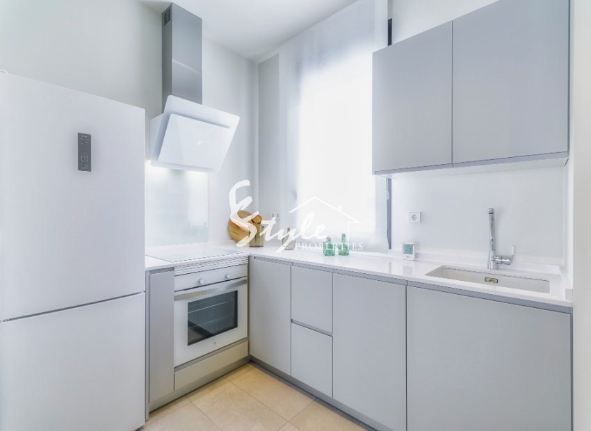 Casas adosadas de obra nueva en Pilar de La Horadada, Costa Blanca, España. ON1483_2