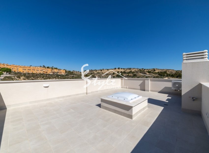 Casas de obra nueva en venta cerca de Elche, Costa Blanca, España. ON770