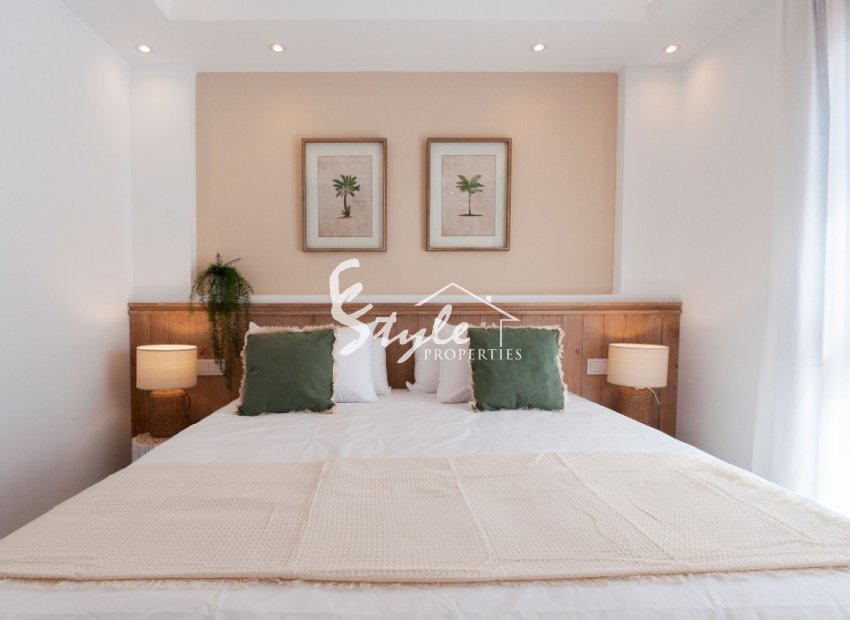 Chalet de nueva construcción totalmente amueblado con piscina en venta en Ciudad Quesada, Costa Blanca, España