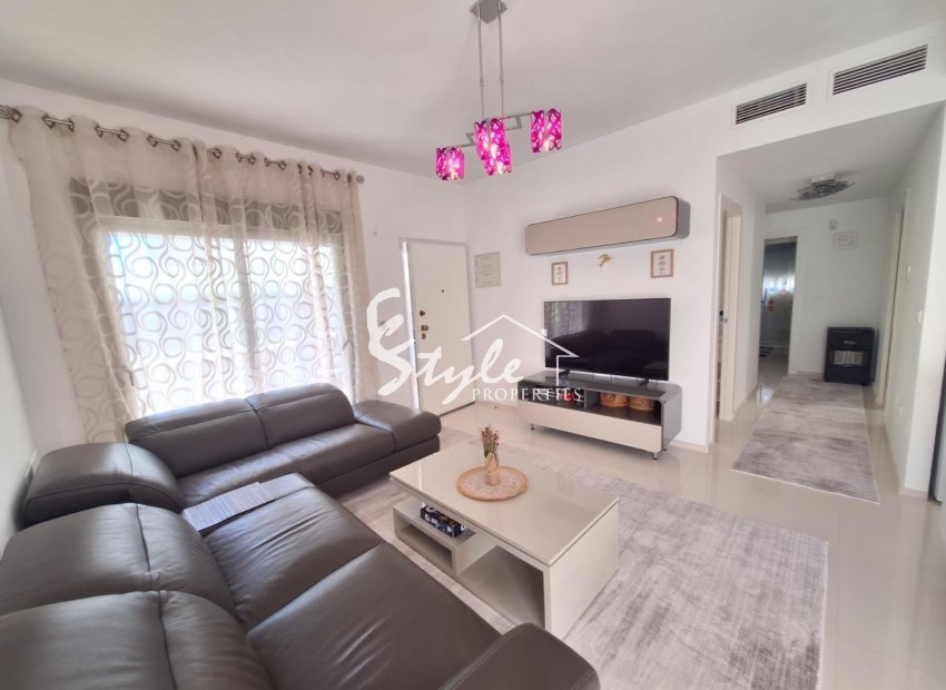 Chalet independiente en venta en Ciudad Quesada, Rojales, Costa Blanca. ID 2696