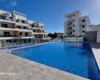 Comprar apartamento ático frente al campo de golf en Villamartín golf, Costa Blanca. ID 6314