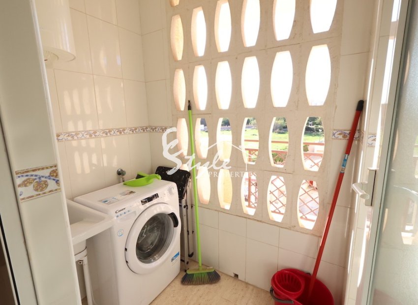 Comprar apartamento cerca de la playa en La Mata, Torrevieja. ID 6266