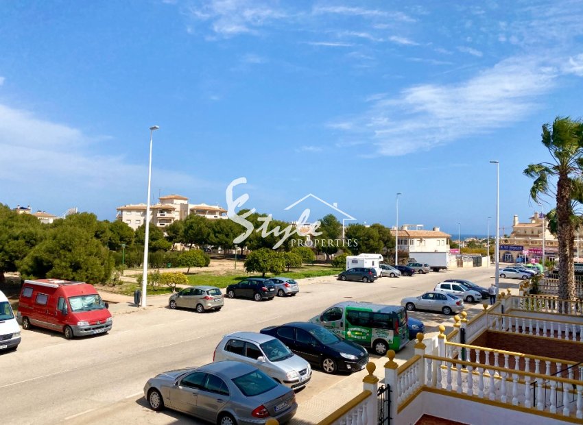 Comprar apartamento cerca de la playa en La Zenia, Orihuela Costa. ID 4129