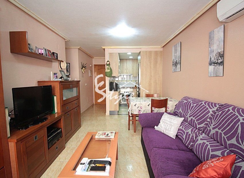 Comprar apartamento cerca del mar en Torrevieja. ID 4024